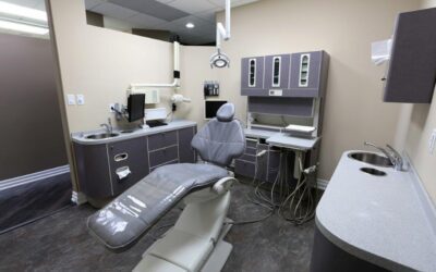 Dentist chair at Maple & Mapleview dental clinic